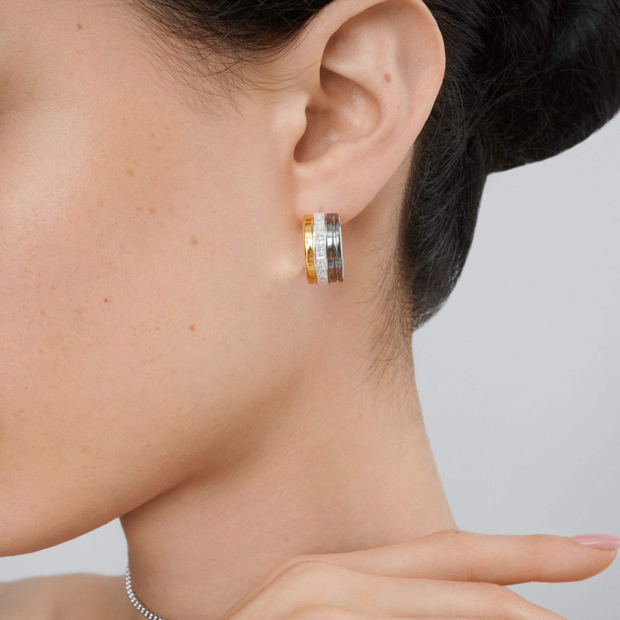 Digi Earrings In Sterling Silver With 18K Yellow Gold And Diamonds
